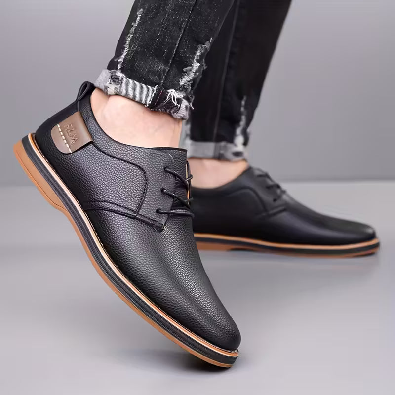 Men's slip-on leather moccasins