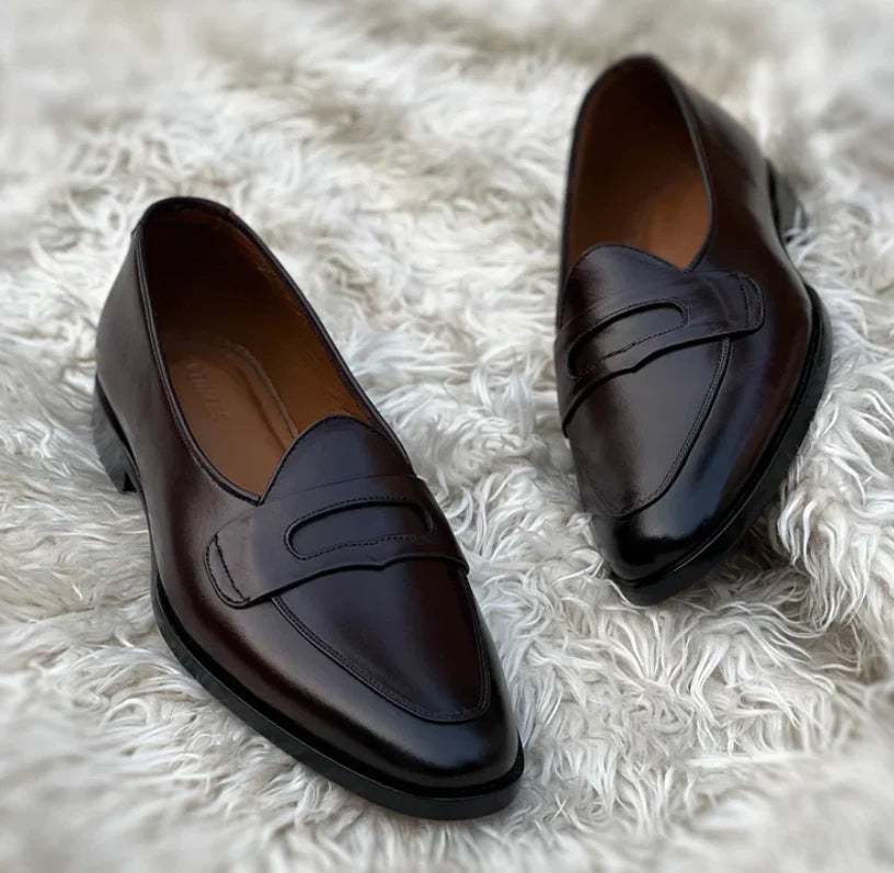 Men's handmade leather moccasin